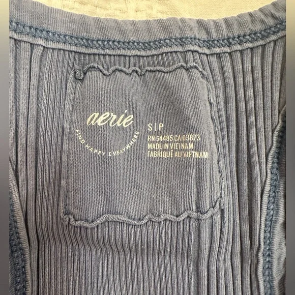 aerie ribbed tank top w/buttons - Picture 2 of 2